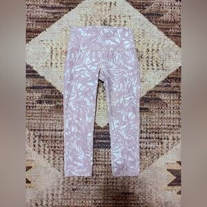 Lululemon Wunder Under Cropped Leggings Womens Size 6 Mauve Abstract Leaf Print